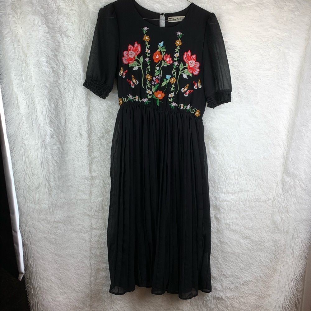 Liang Dian Yi Zu black Embroidered Dress